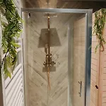 Jungle - Sauna, Jacuzzi, Cinema - Hyper Centre Lägenhet Troyes
