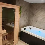 Lägenhet Jungle - Sauna, Jacuzzi, Cinema - Hyper Centre Troyes